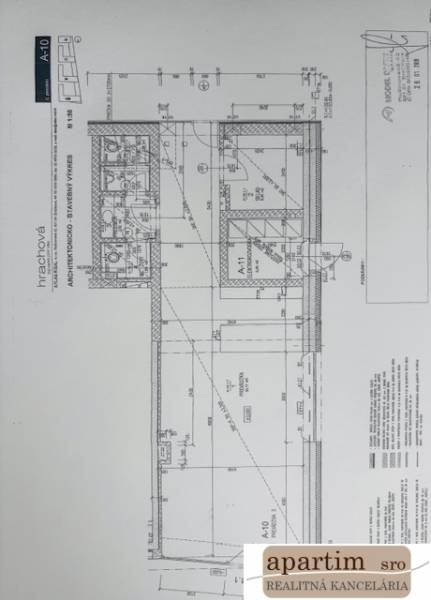 kaviaren Hrachova.jpeg